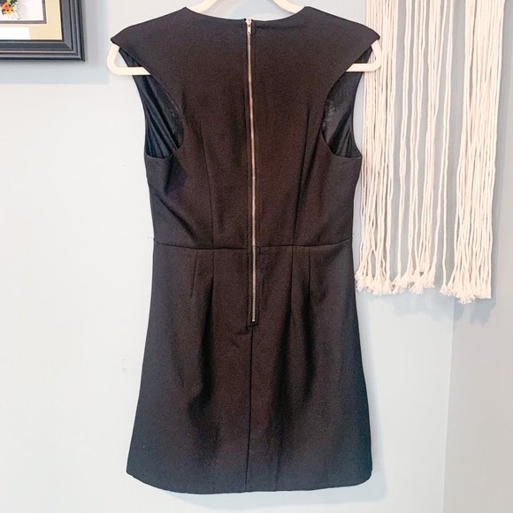 NWT Tea & Cup Black Floral Embroidered Boho Dress - Picture 4 of 6